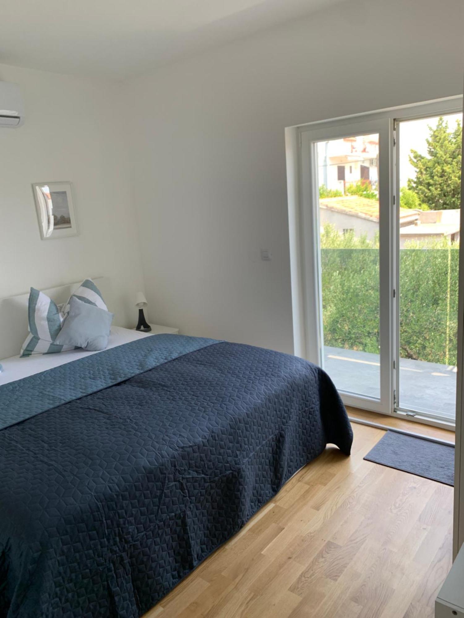 Deluxe Suites Anna Vodice Esterno foto